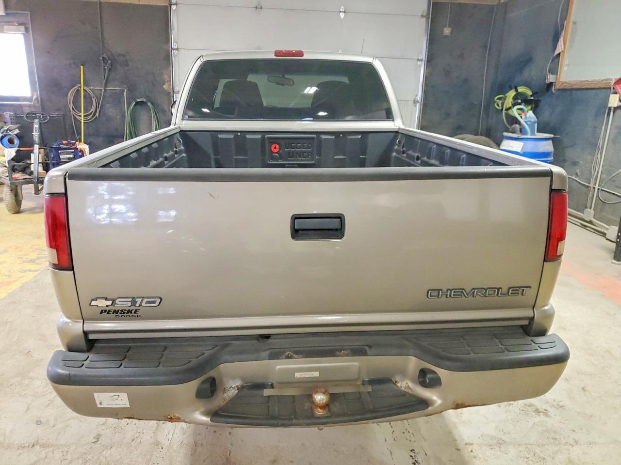 2001 Chevrolet S Truck S10