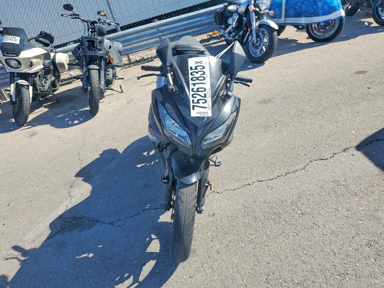 2015 Kawasaki EX300 A