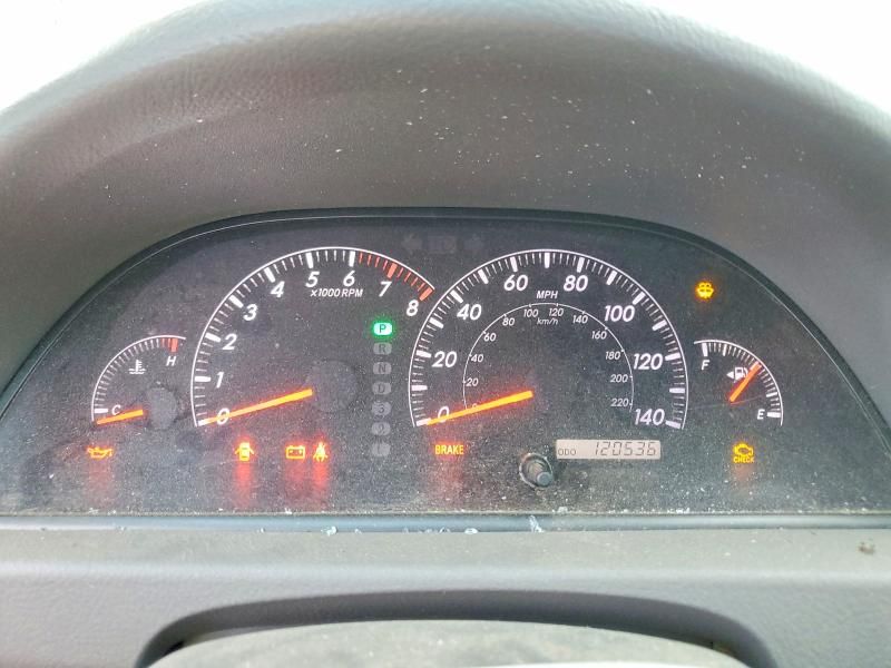 2005 Toyota Camry le