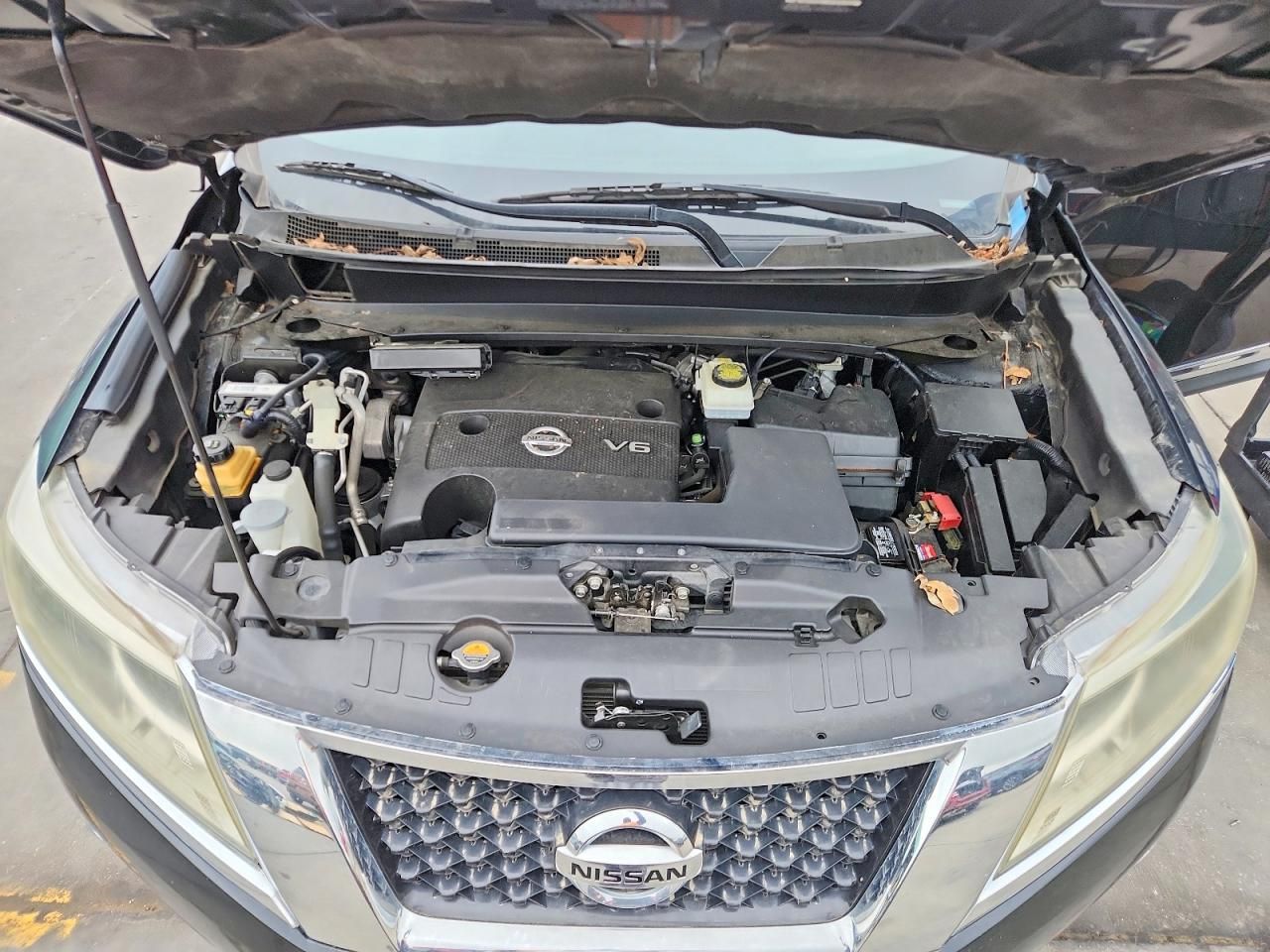 2014 Nissan Pathfinder s