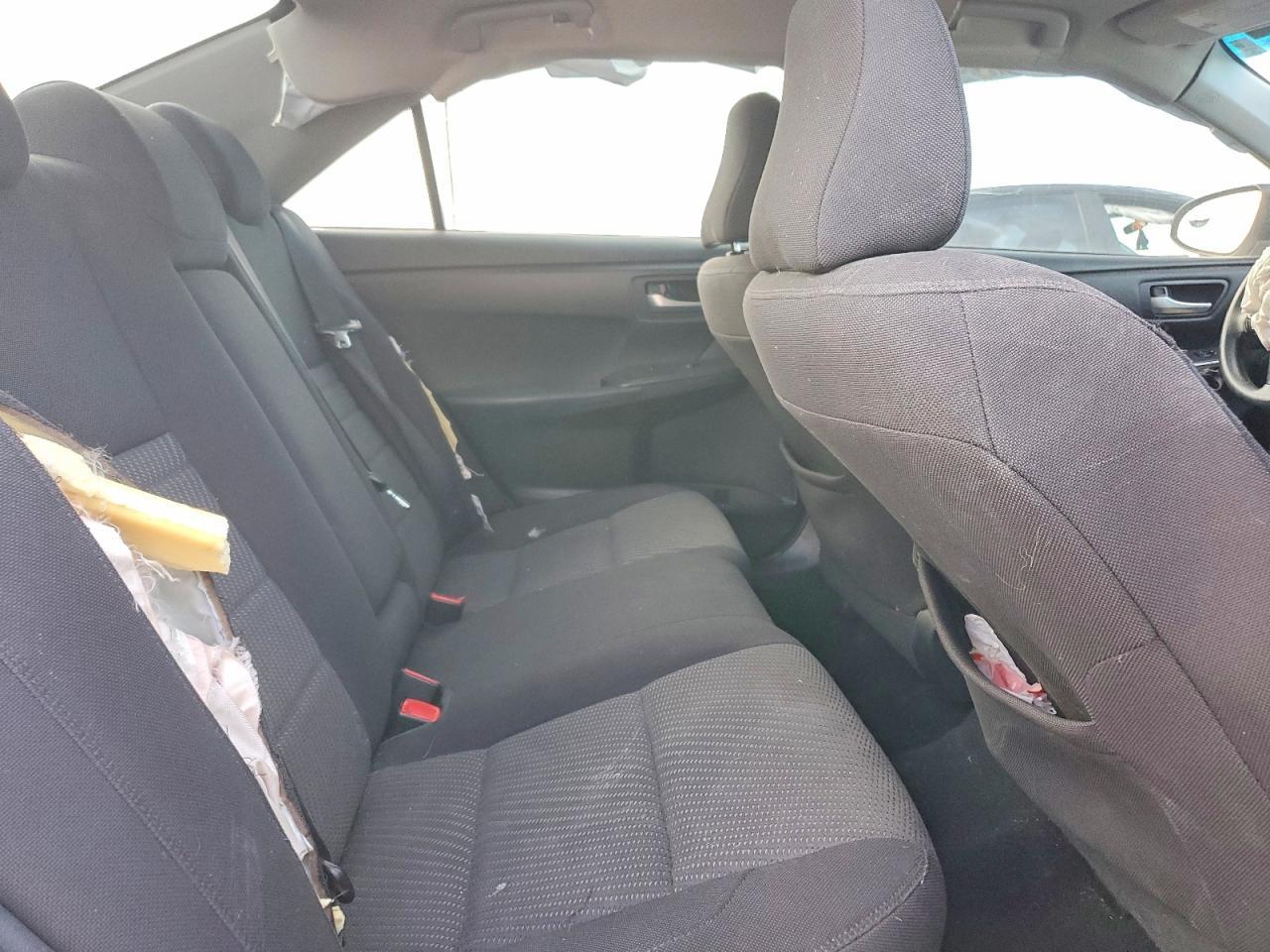 2017 Toyota Camry le