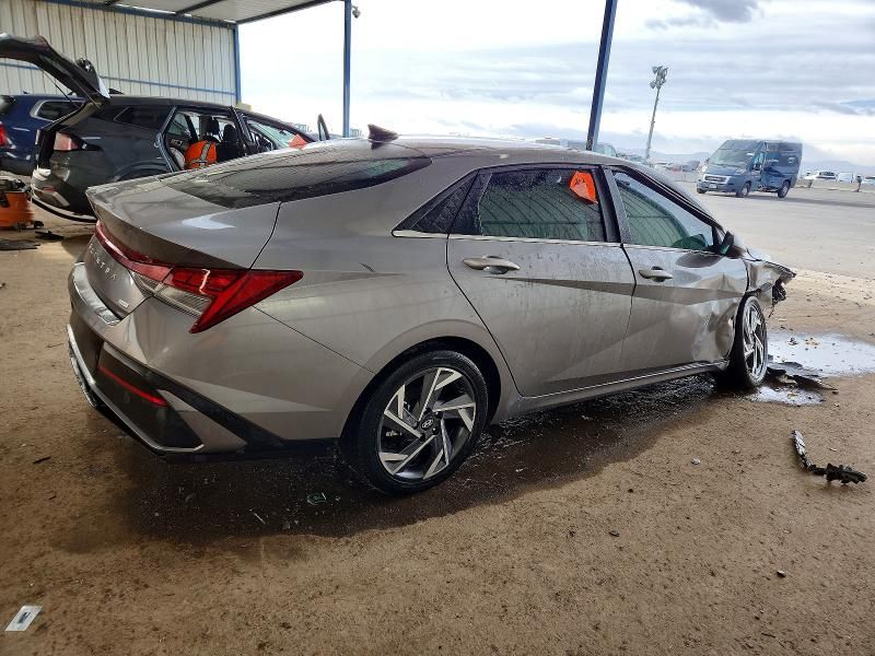 2024 Hyundai Elantra Limited