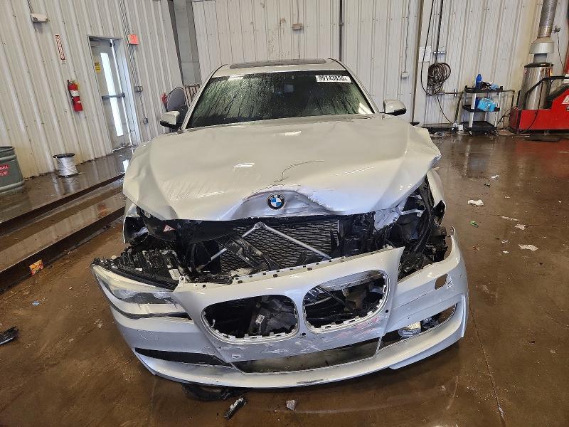 2013 BMW 740 i