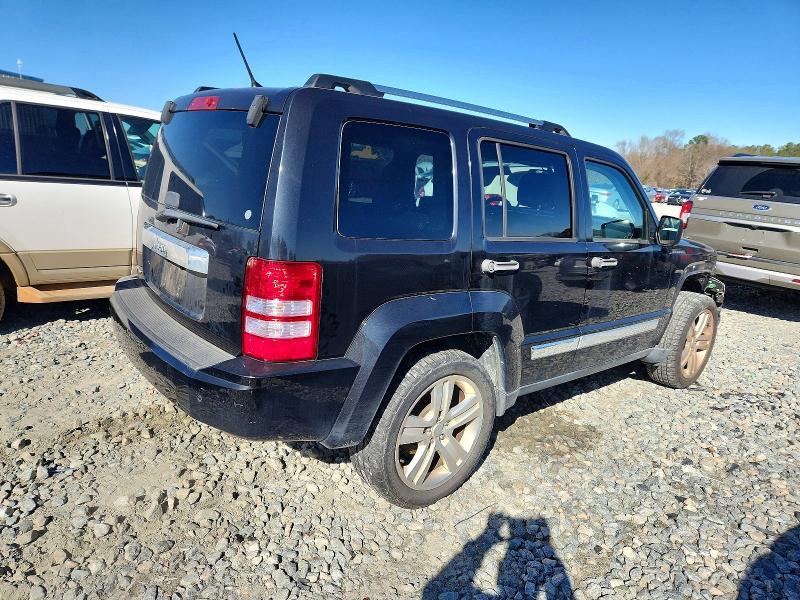2012 Jeep Liberty jet