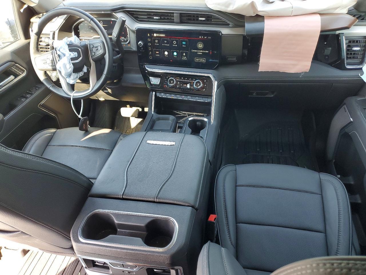 2025 GMC Sierra K2500 Denali