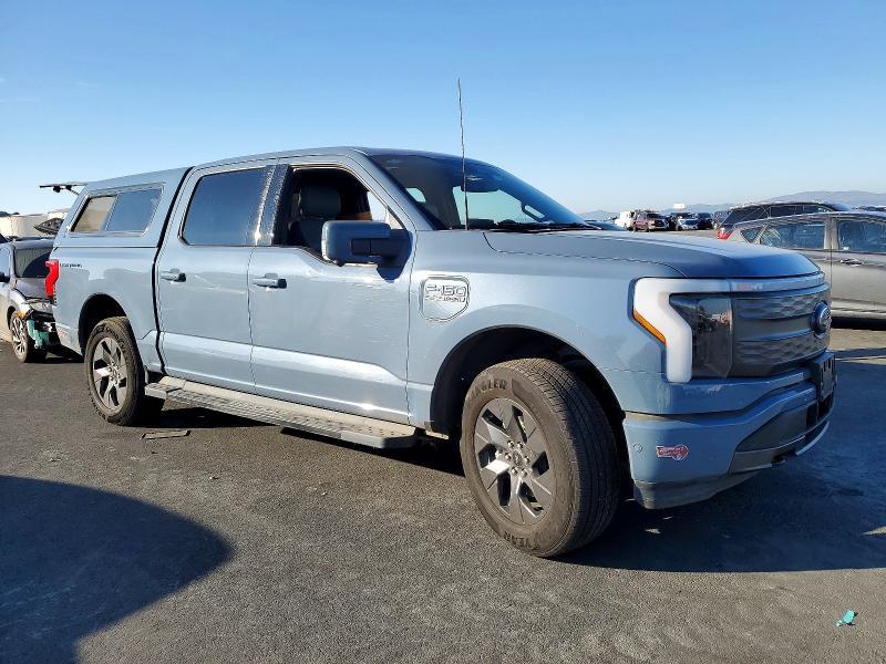 2023 Ford F150 Lightning pro