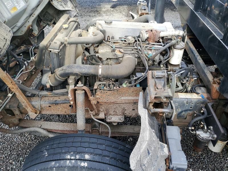 1999 Chevrolet Tilt Master W4s042