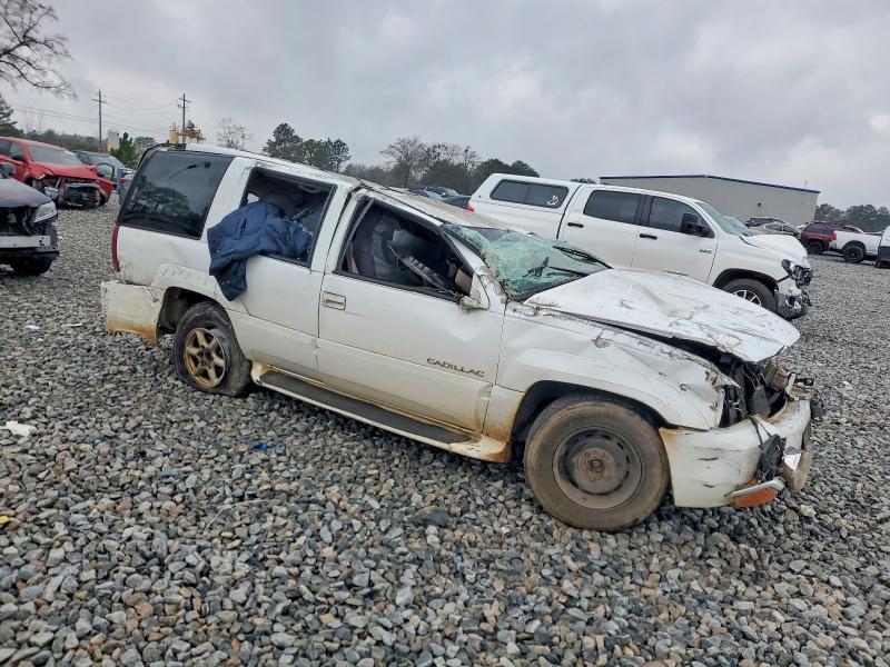 2000 Cadillac Escalade