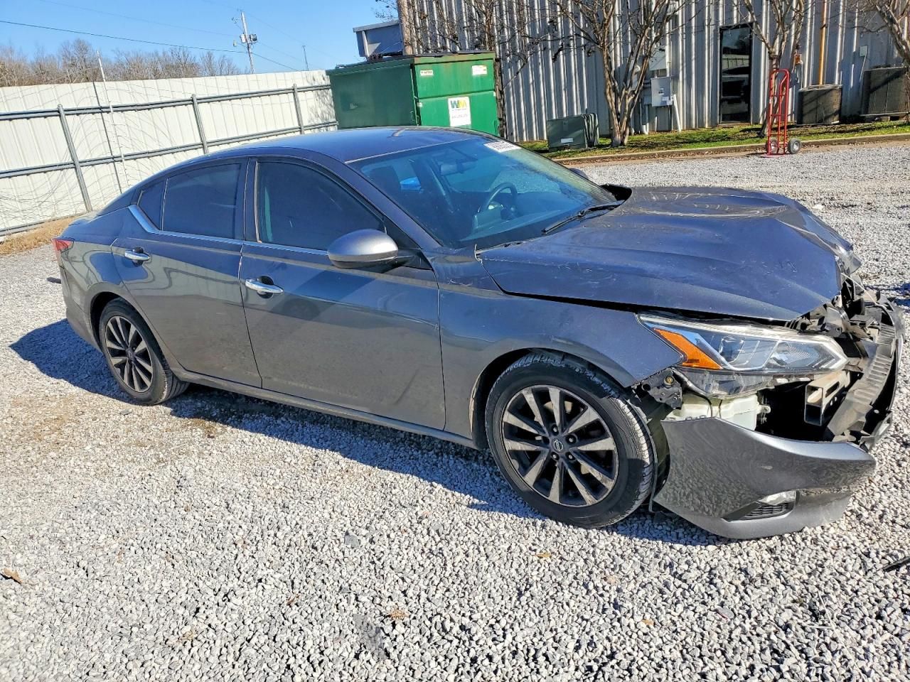 2019 Nissan Altima s
