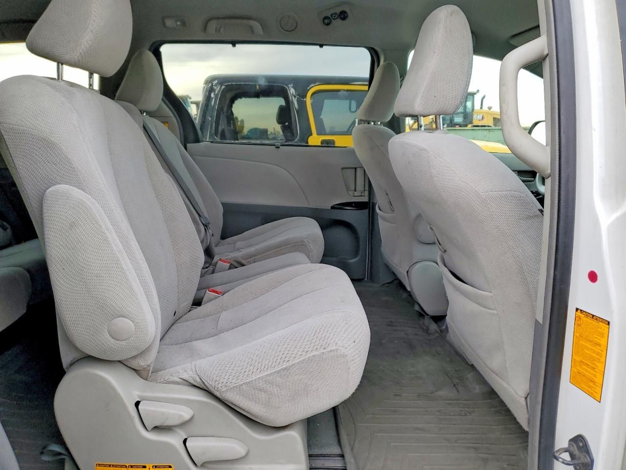 2011 Toyota Sienna le