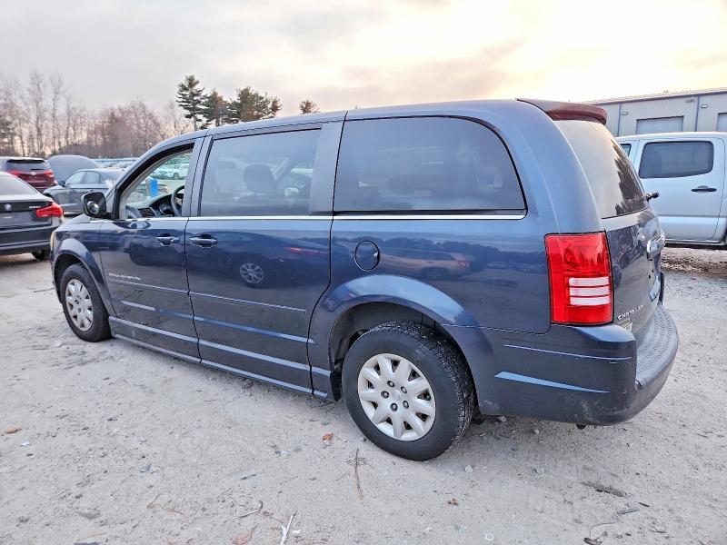 2009 Chrysler Town & Country lx