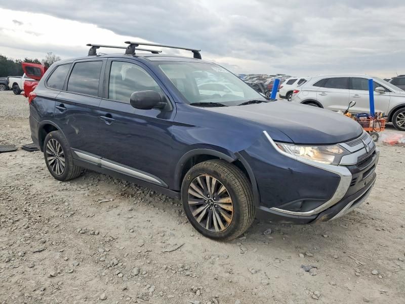 2020 Mitsubishi Outlander se