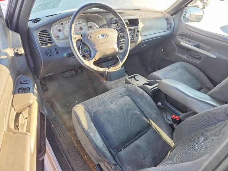 2002 Ford Explorer Sport