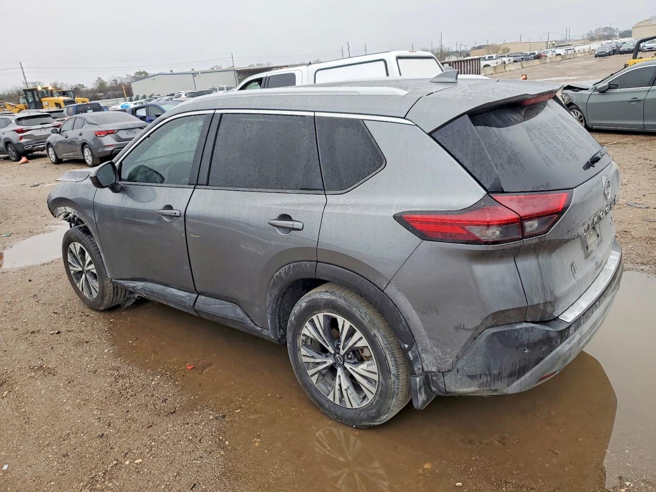 2023 Nissan Rogue sv