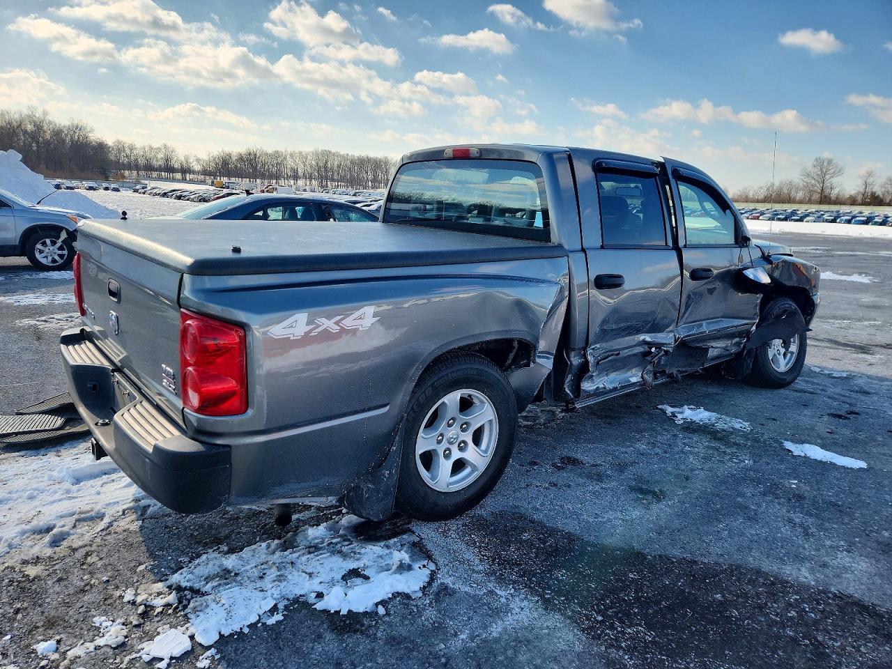 2006 Dodge Dakota Quad SLT