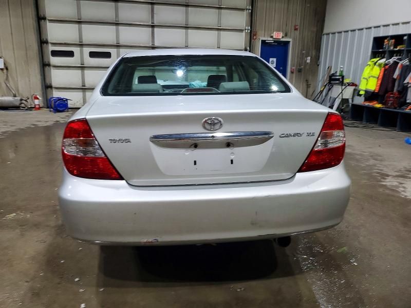 2002 Toyota Camry le
