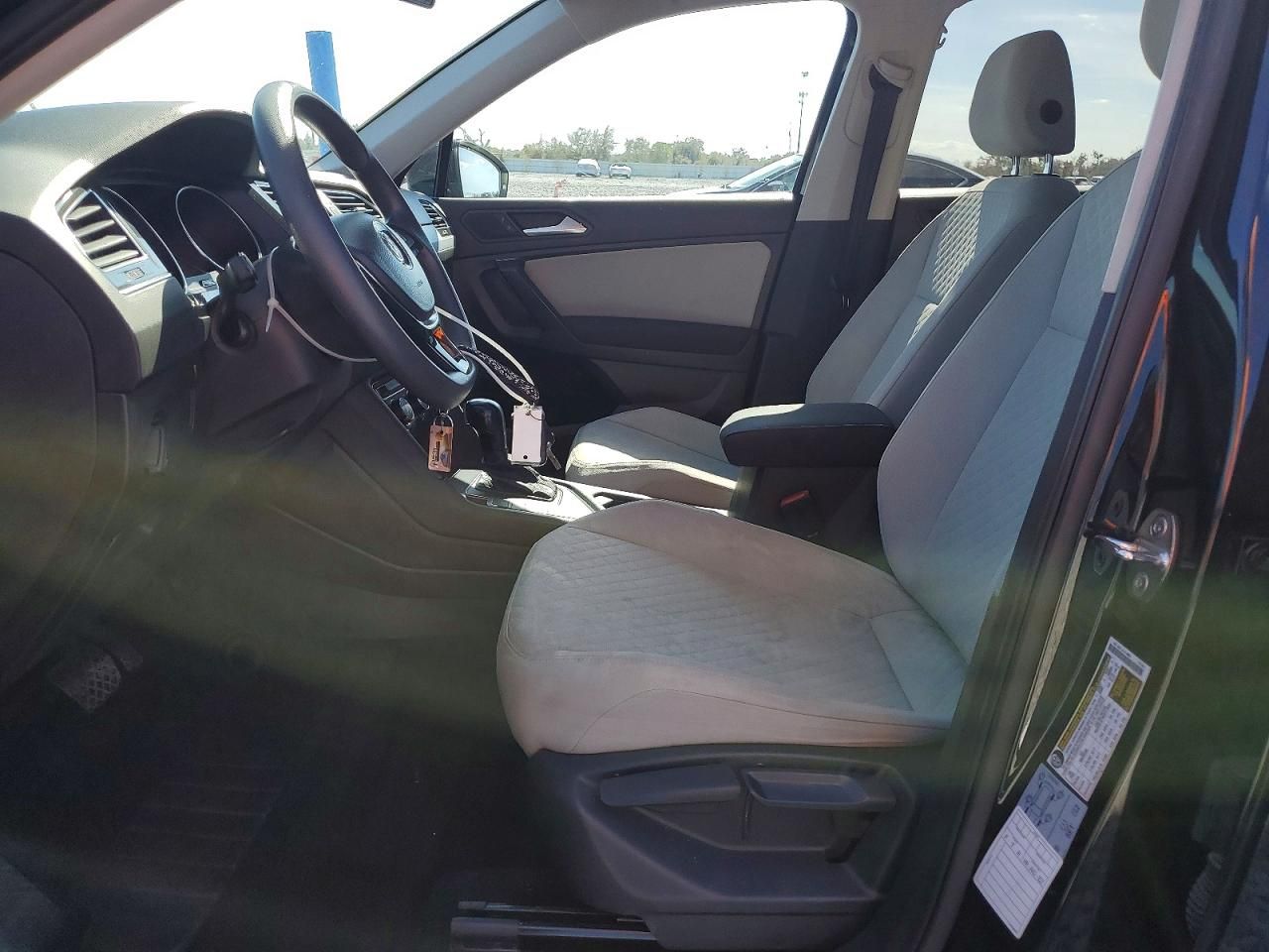 2021 Volkswagen Tiguan s