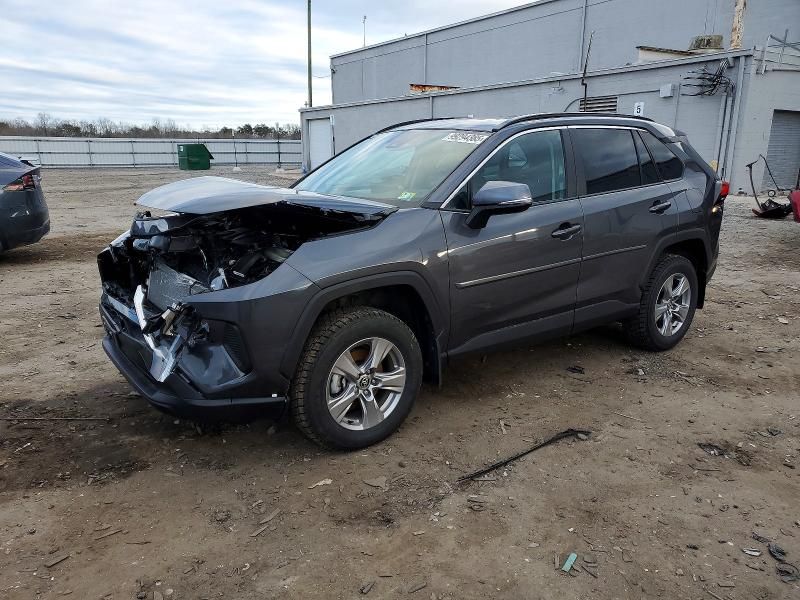 2025 Toyota Rav4 xle