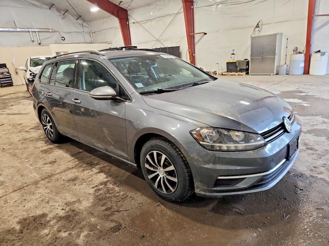2019 Volkswagen Golf Sportwagen s