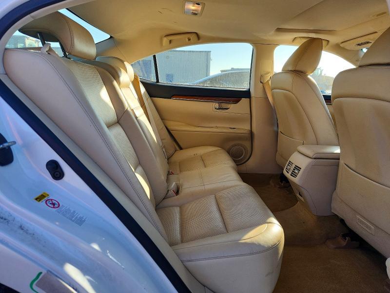 2014 Lexus Es 300h Base