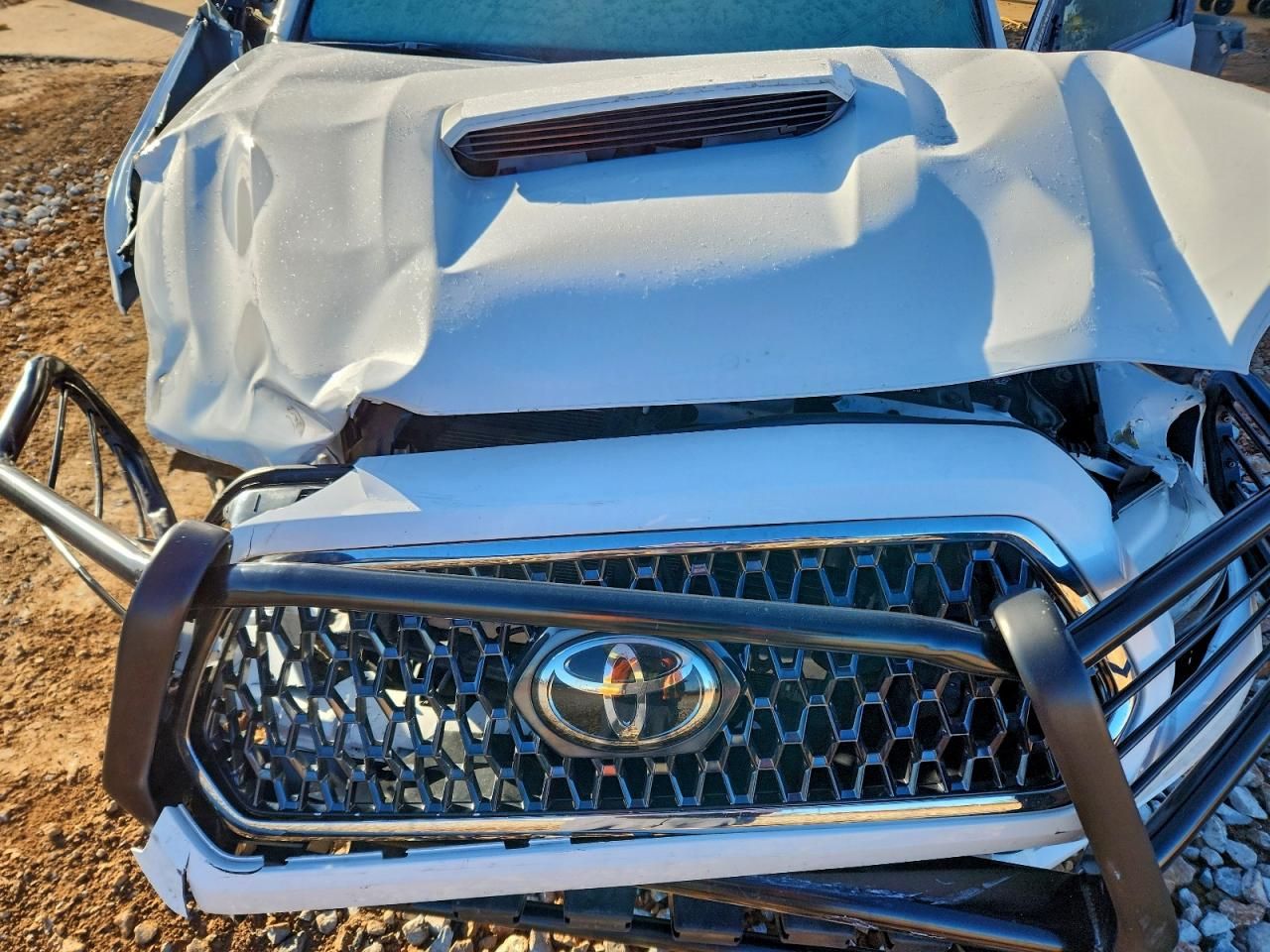 2018 Toyota Tacoma Double cab