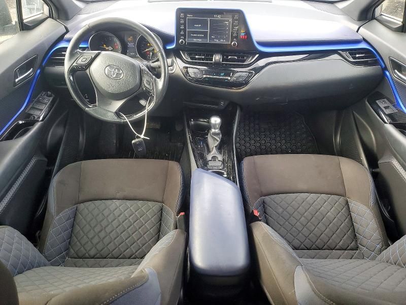 2020 Toyota C-hr xle