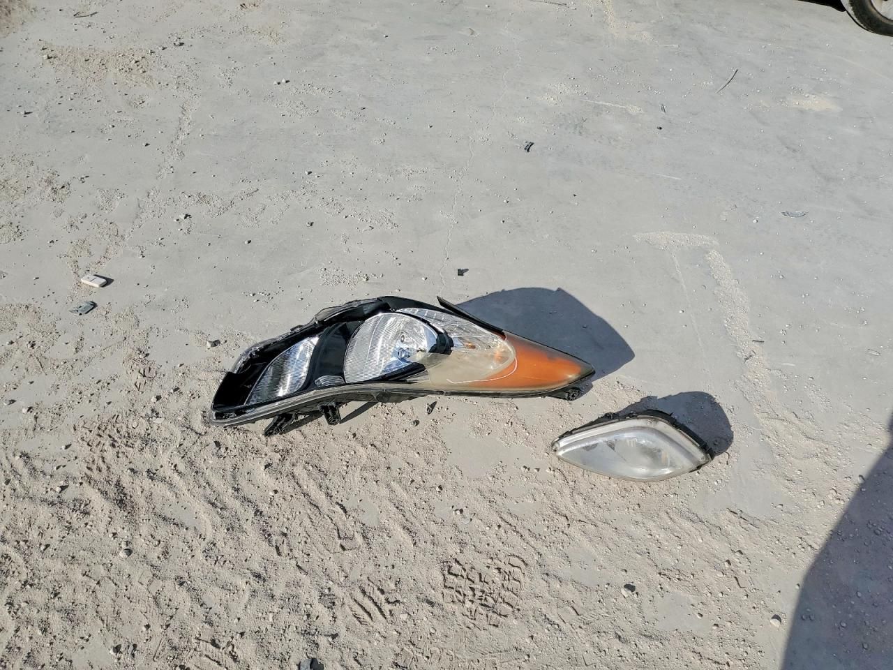 2013 Hyun Elantra gls Automatic