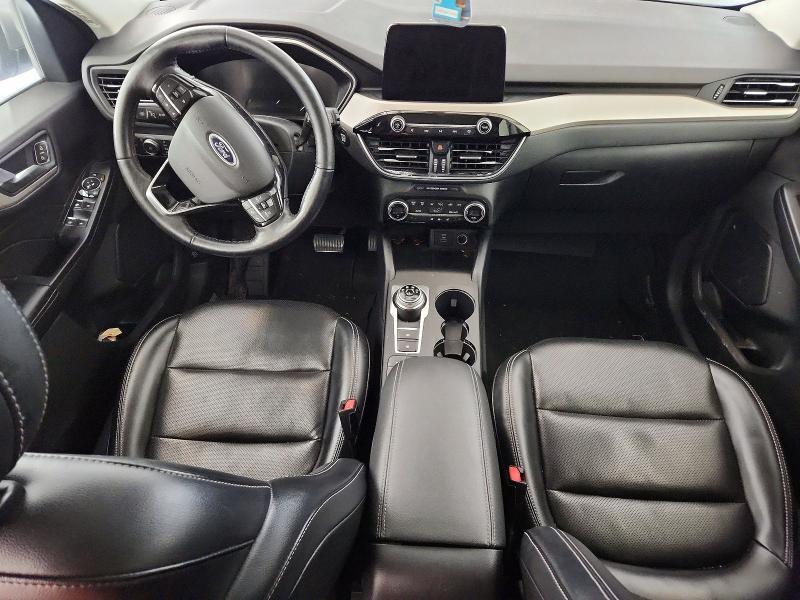2021 Ford Escape sel