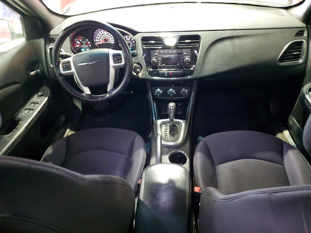 2014 Chrysler 200 Touring