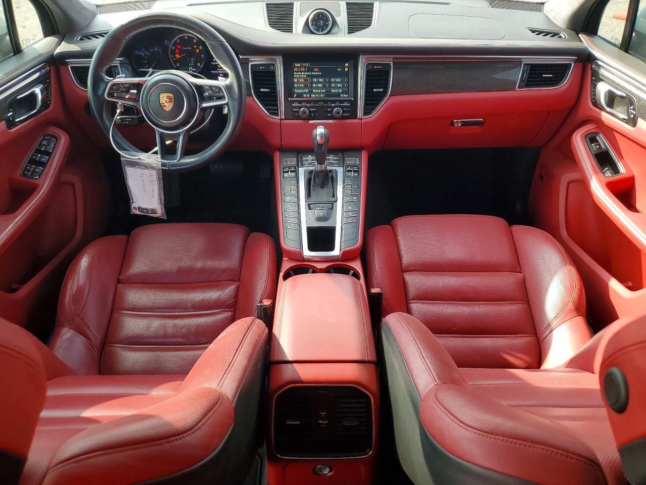 2016 Porsche Macan Turbo