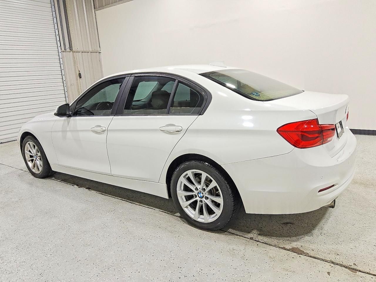 2016 BMW 320 i