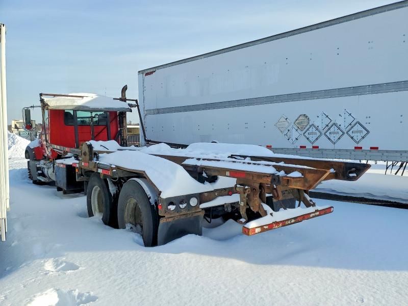 2009 Mack GU713 ROLL-OFF Container Truck