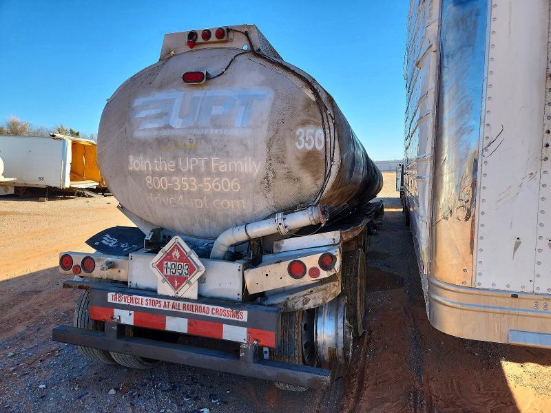 1996 Cust Tanker 1996 Custom Tank Trailer