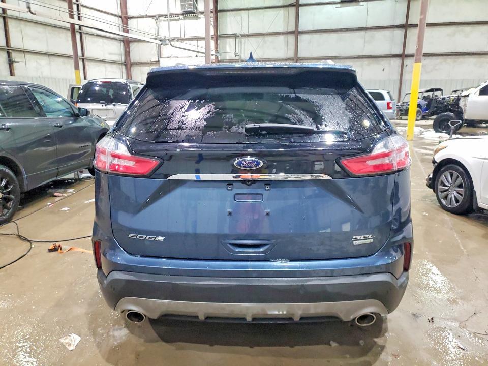 2019 Ford Edge sel