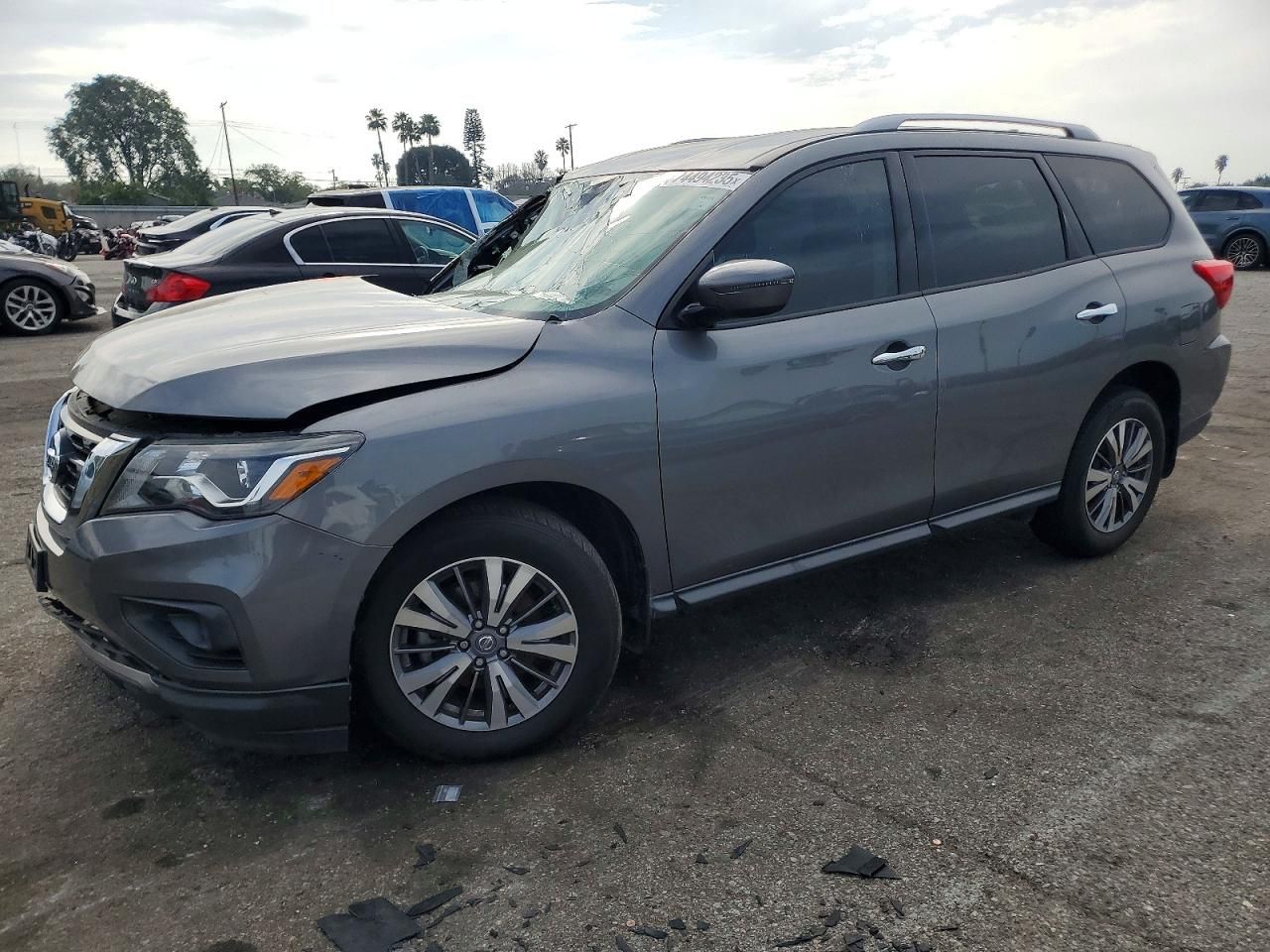 2020 Nissan Pathfinder s