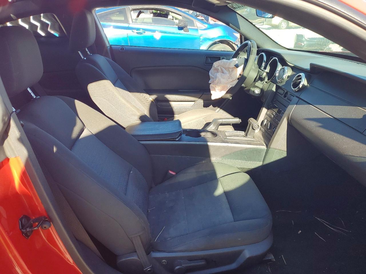 2006 Ford Mustang