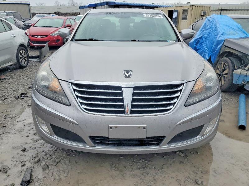 2013 Hyundai Equus Signature