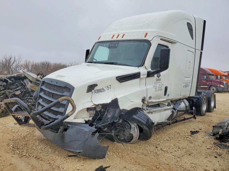 2021 Freightliner Cascadia 126 Semi Truck