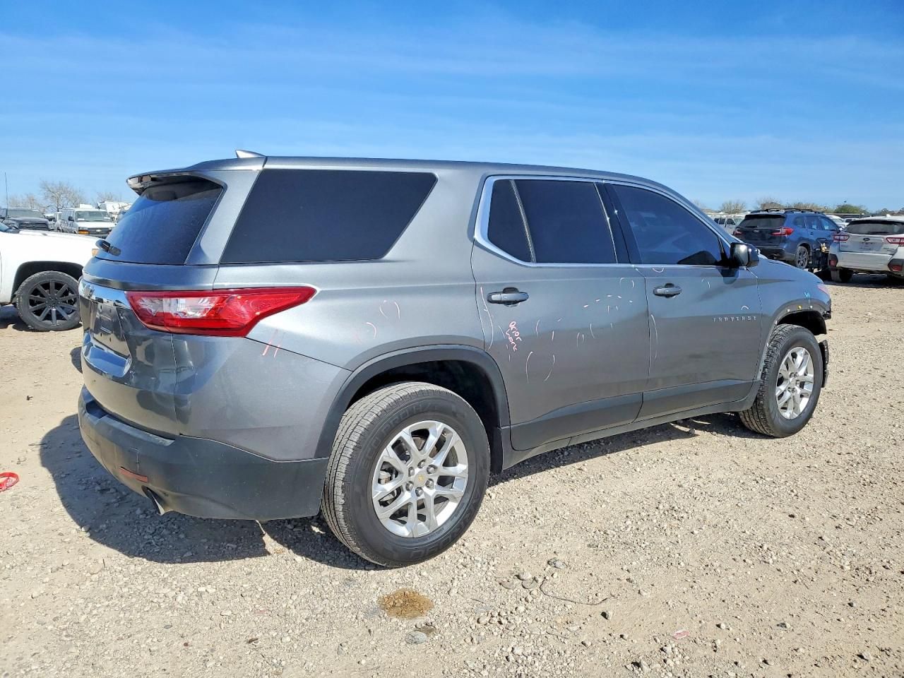 2020 Chevrolet Traverse ls