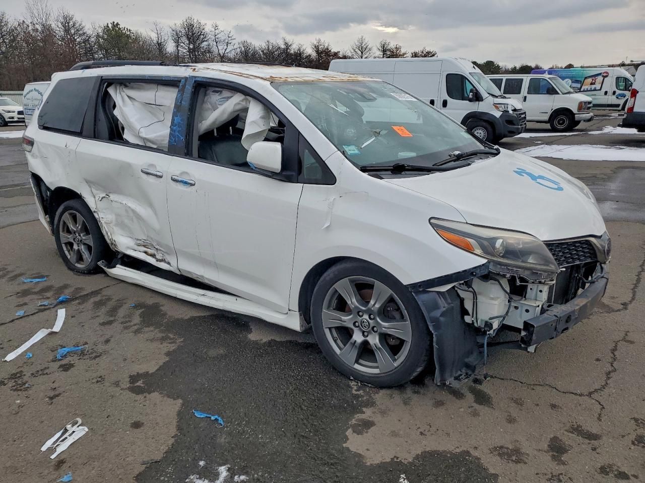 2018 Toyota Sienna se