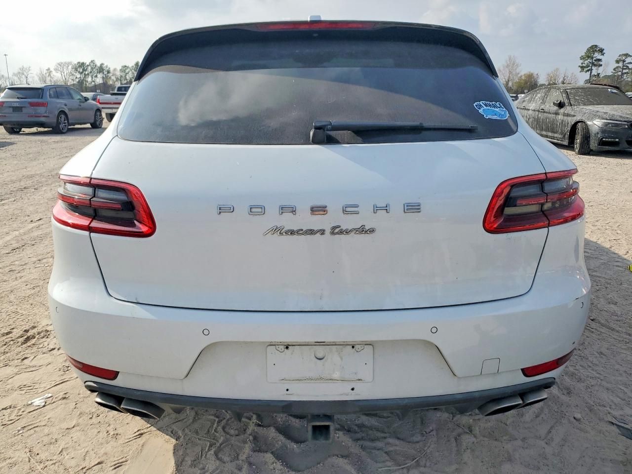 2016 Porsche Macan Turbo