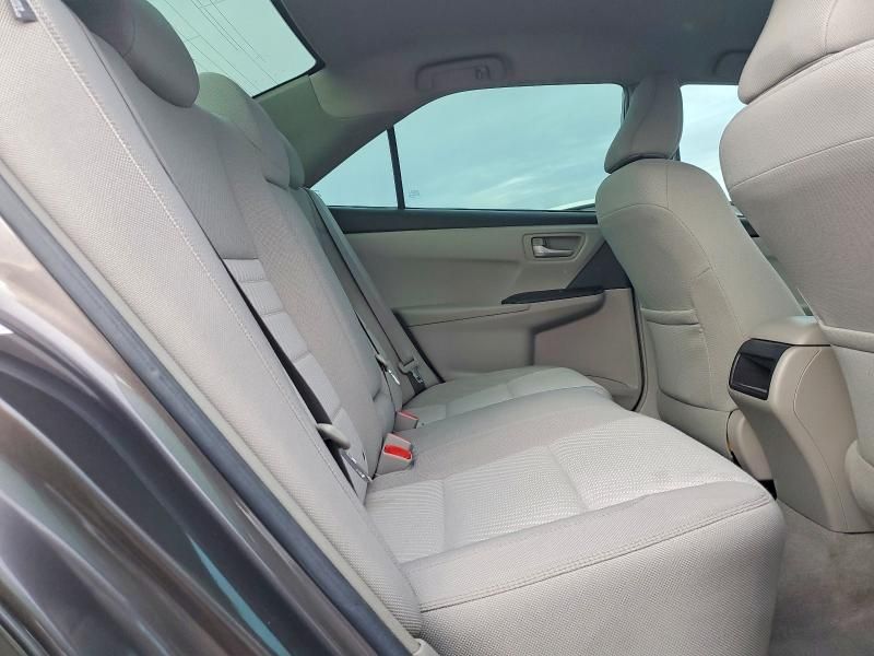 2017 Toyota Camry le