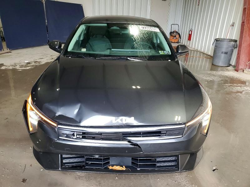 2025 KIA K4 lx