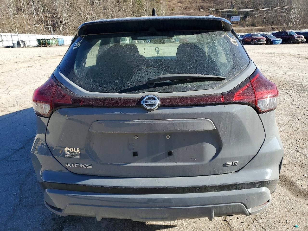 2021 Nissan Kicks sr