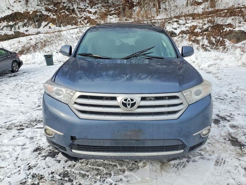 2012 Toyota Highlander Base
