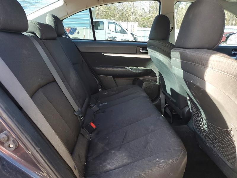 2010 Subaru Legacy 2.5i