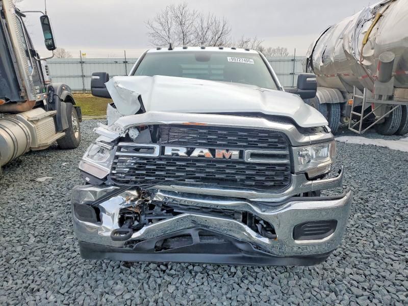 2024 Dodge RAM 3500 Flatbed Truck