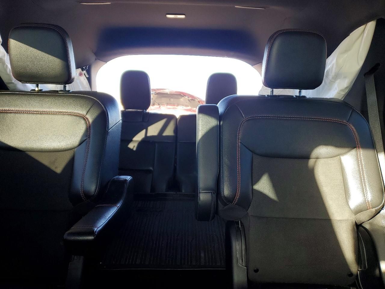 2022 Ford Explorer St-line