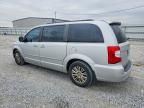 2012 Chrysler Town & Country Touring l
