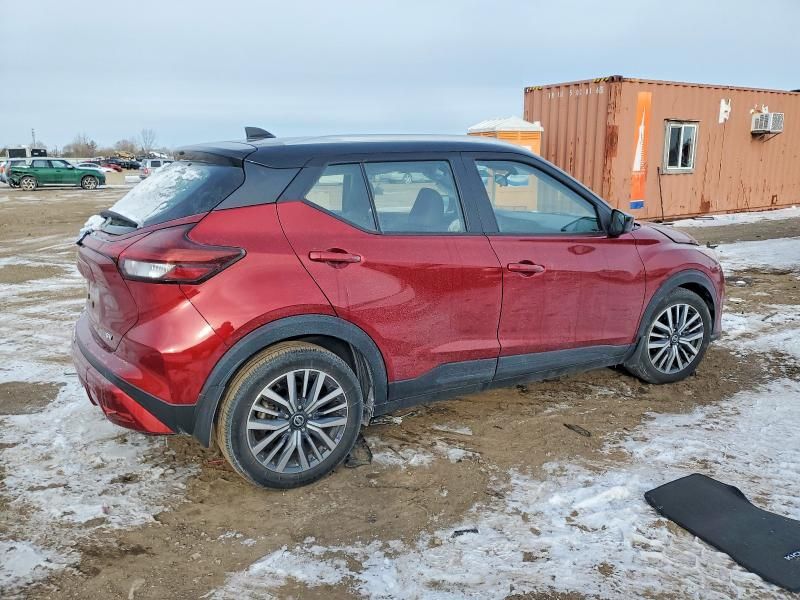 2021 Nissan Kicks sv